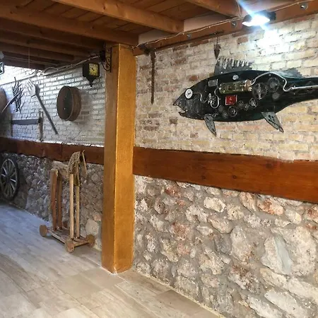 Tarihi Kaleici Muhtesem Dizayn Huzurlu Keyifli Teras Keyifli Oezel Ev Δωμάτια σε οικογενειακή κατοικία *